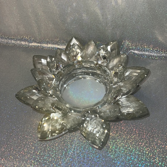 Large crystal candle holder lotus flower shiny sparkly silver mirrored luxury - Picture 7 of 9